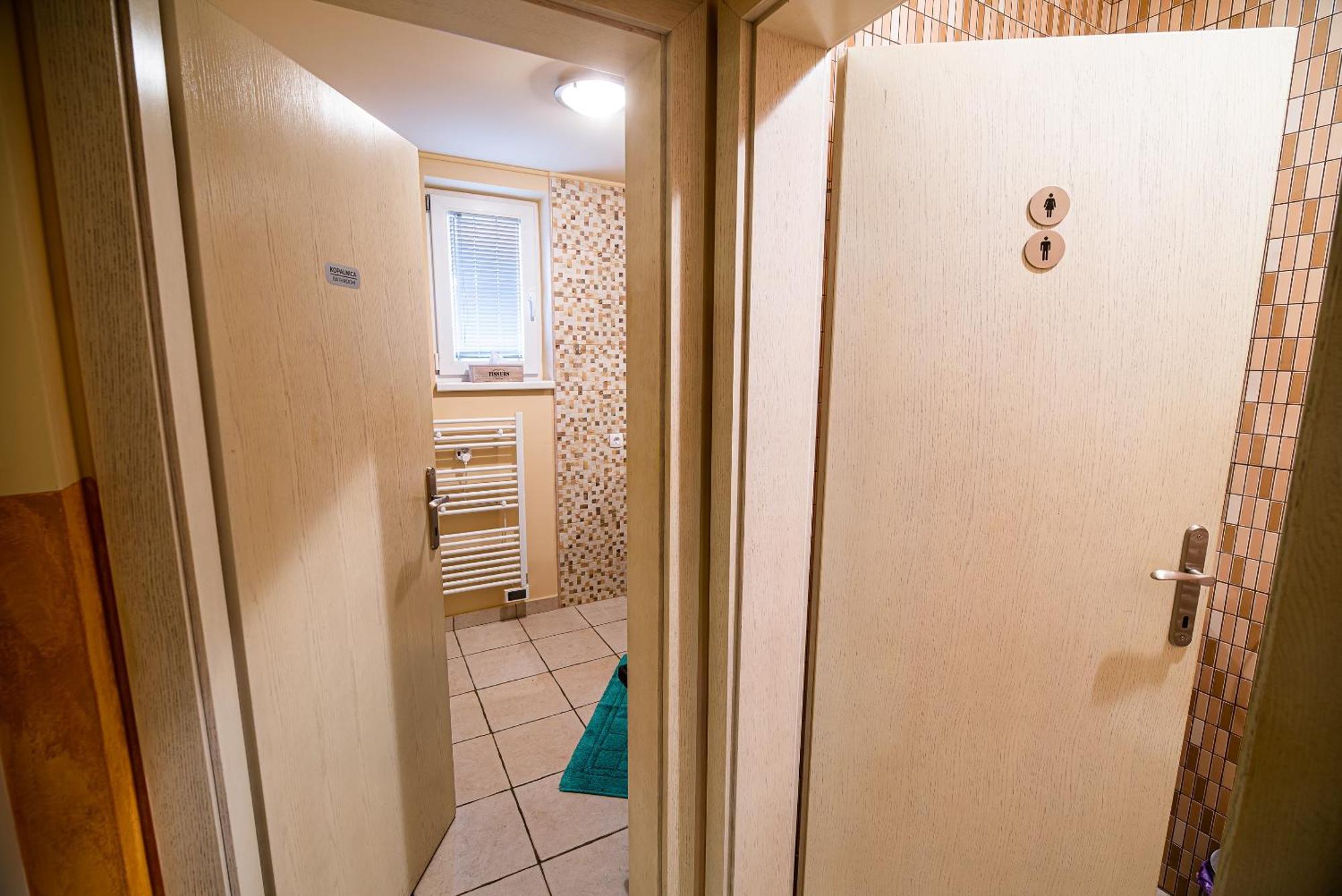 Lux Living Apartments Budic Near Terme Catez Brežice 部屋 写真